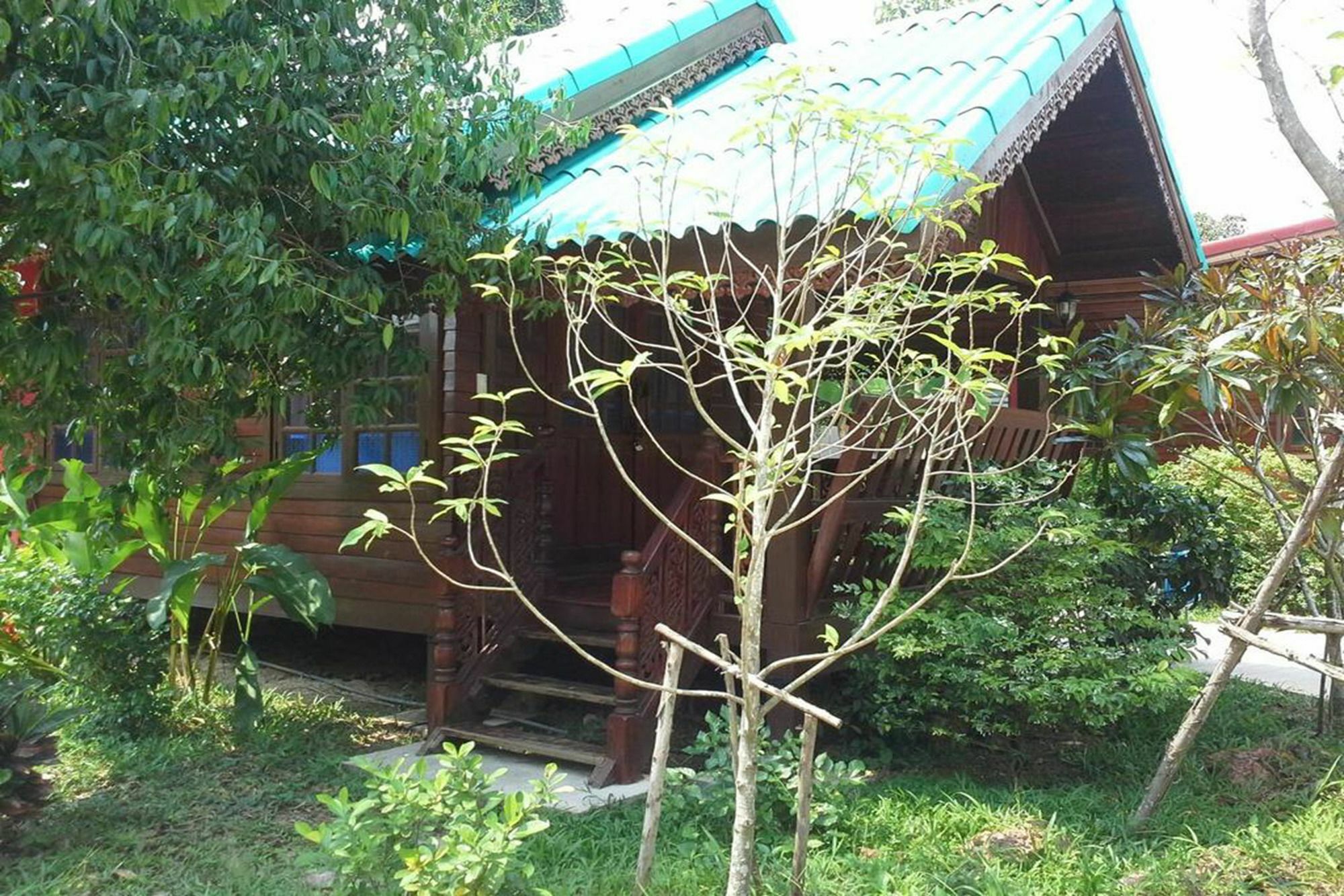 פראצ'ין בורי Hug Home Resort מראה חיצוני תמונה